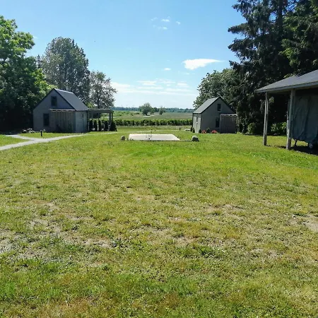 Zielone Kusin, Jednorodzinne